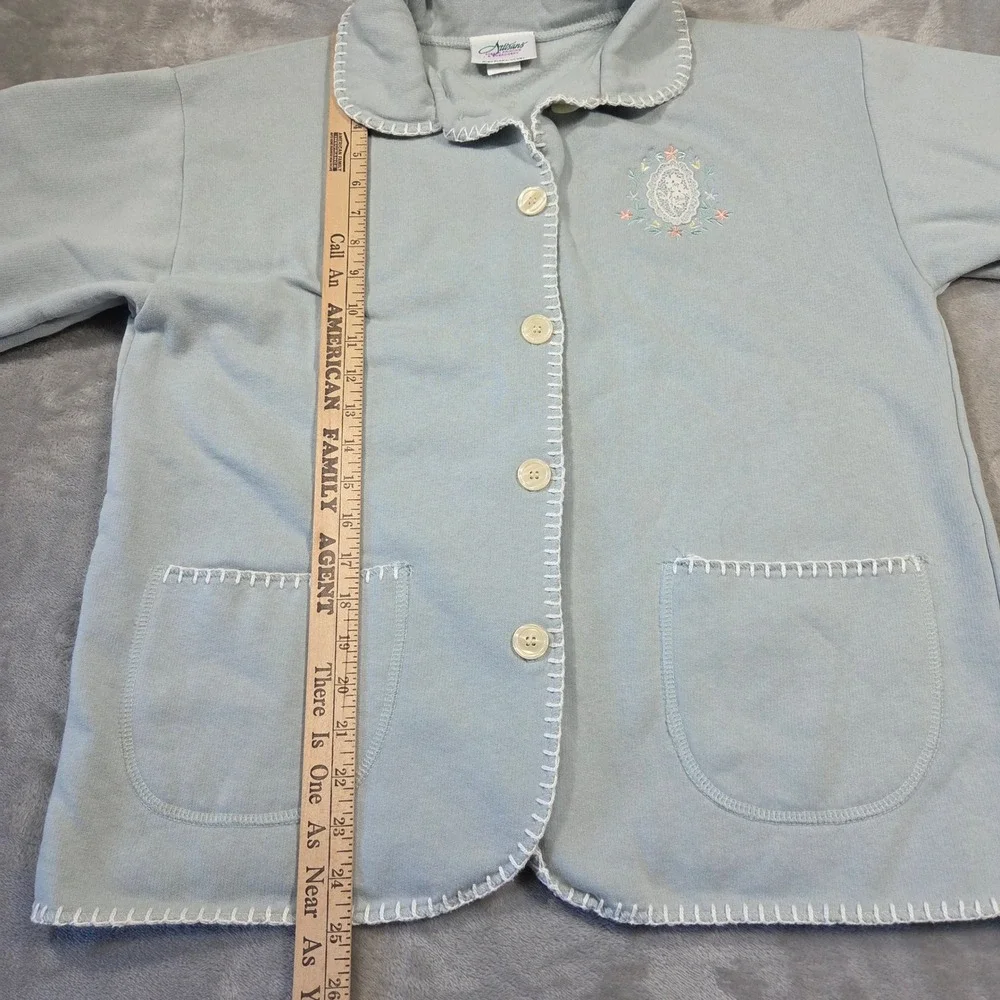 Vtg Artisans Women Medium Blue Embroidered Button Up Cottagecore Prairie Grandma